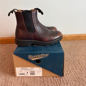 Blundstone Originals #1352, High Top Boots, V Cut, Shiraz, Sz 7
